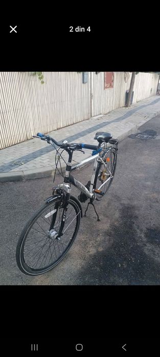 Vând bicicleta aștept pret in privat