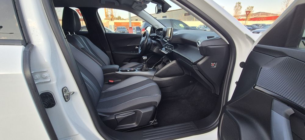 Peugeot 2008 1.5 Diesel * BlueHdi *