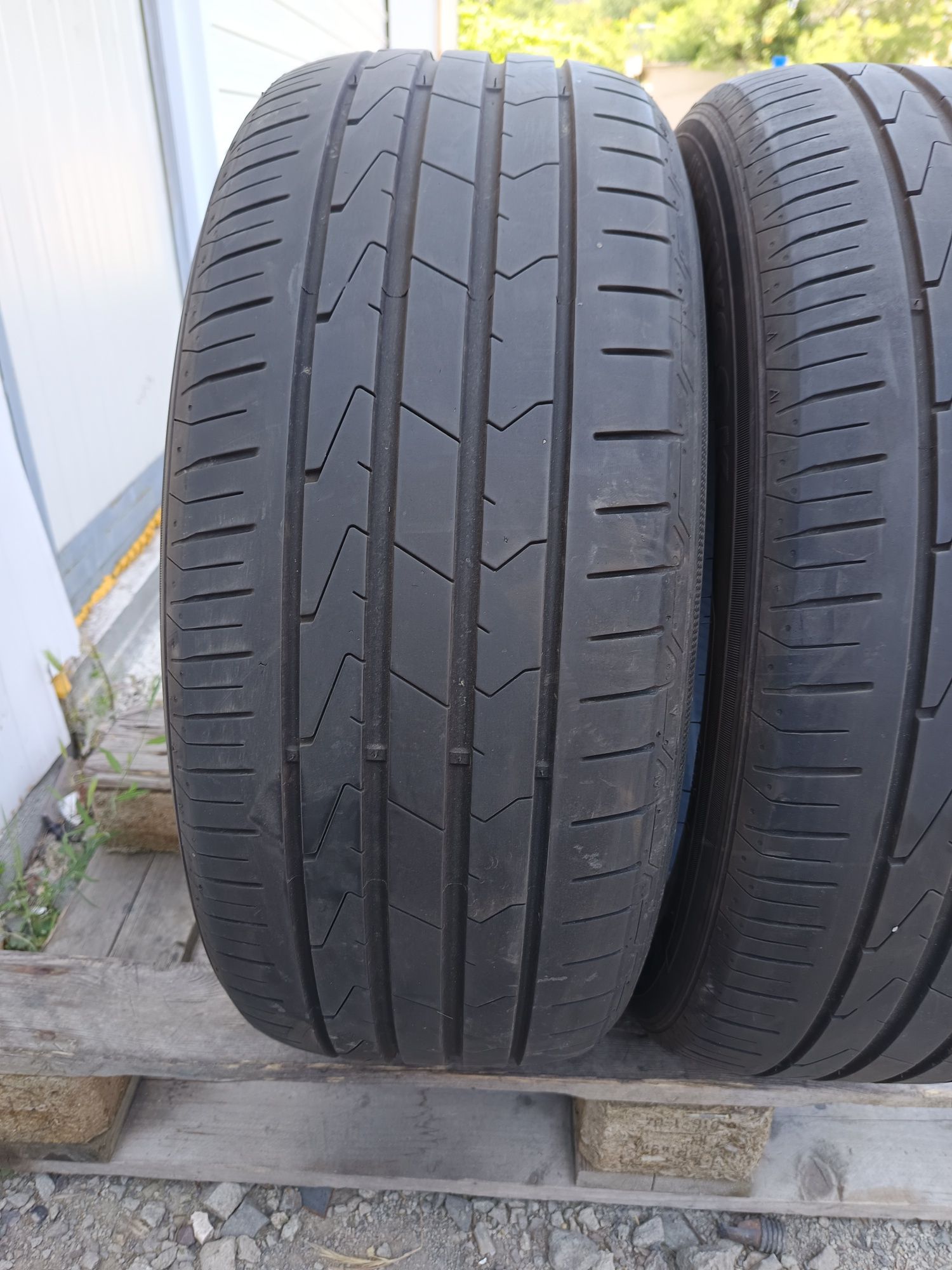 225 55 R 17 Hankook Дот 4420