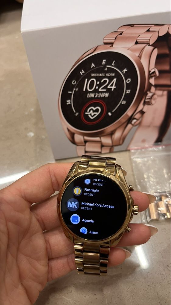 Продавам smartwatch Michael Kors Bradshaw 2