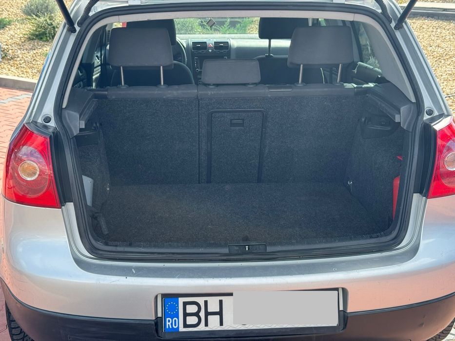 Volkswagen Golf 5 Benzina