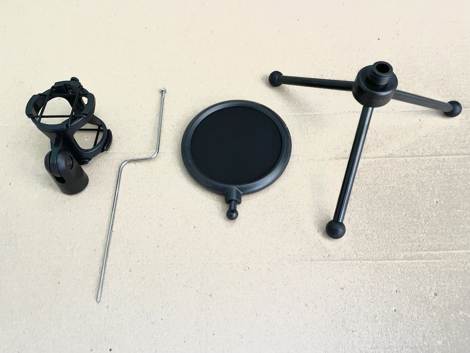 Suport microfon de masă shock mount