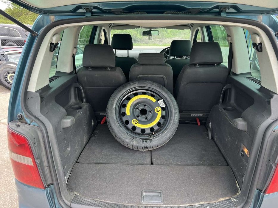 VW TUARAN 1.9 105 кс.2006г.код на мотора AVQ