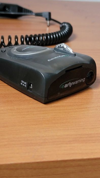 Detector radar early warning