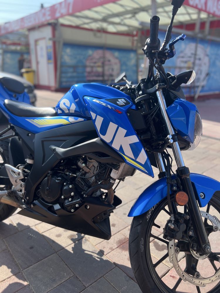 Suzuki gsx-s125