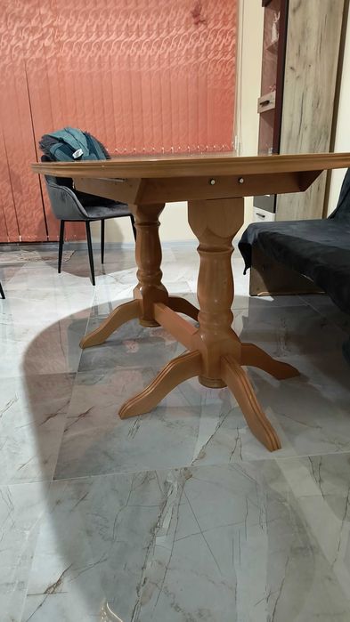 Трапезна маса 140/90 овал