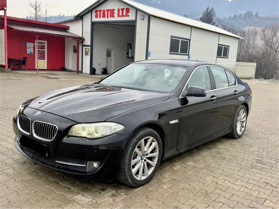 Vând BMW F10 520D