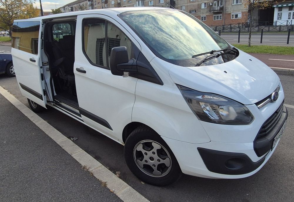 Vând Ford transit custom maxi / long