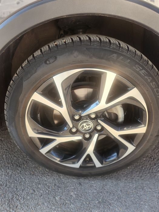TOYOTA CHR 2022, 61350 km, în garanție.