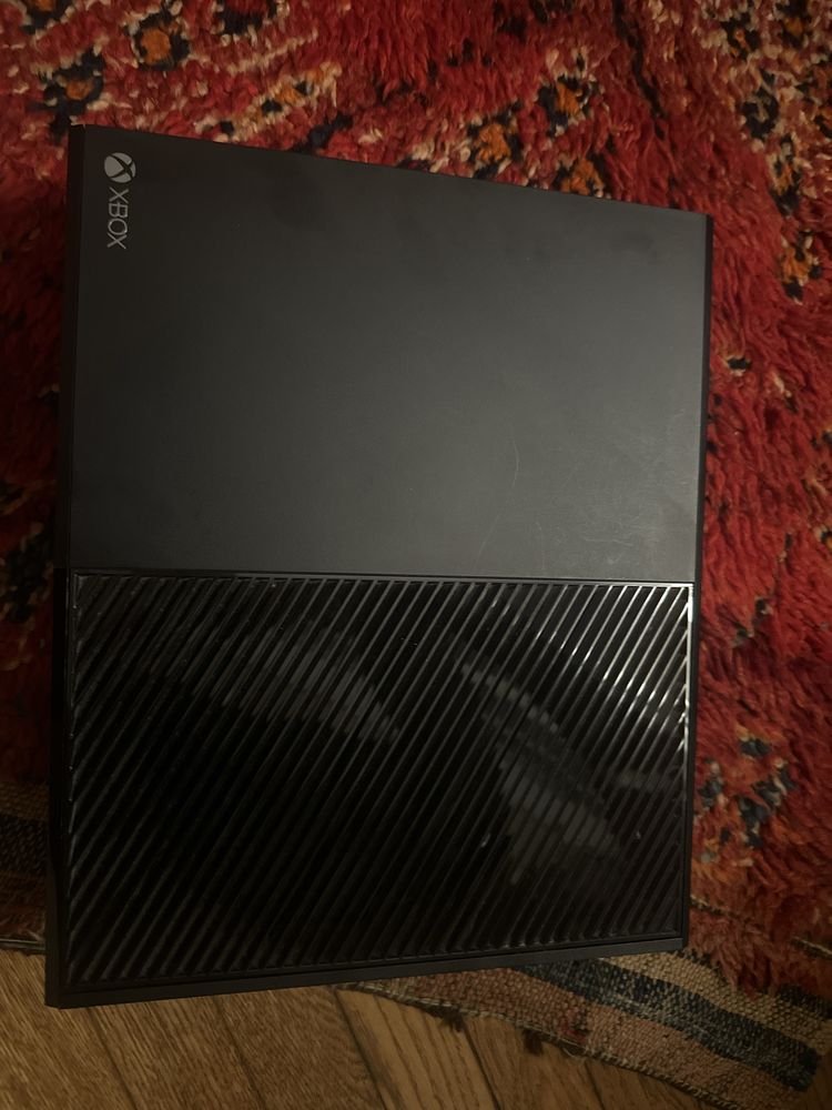 Xbox one console model 1540