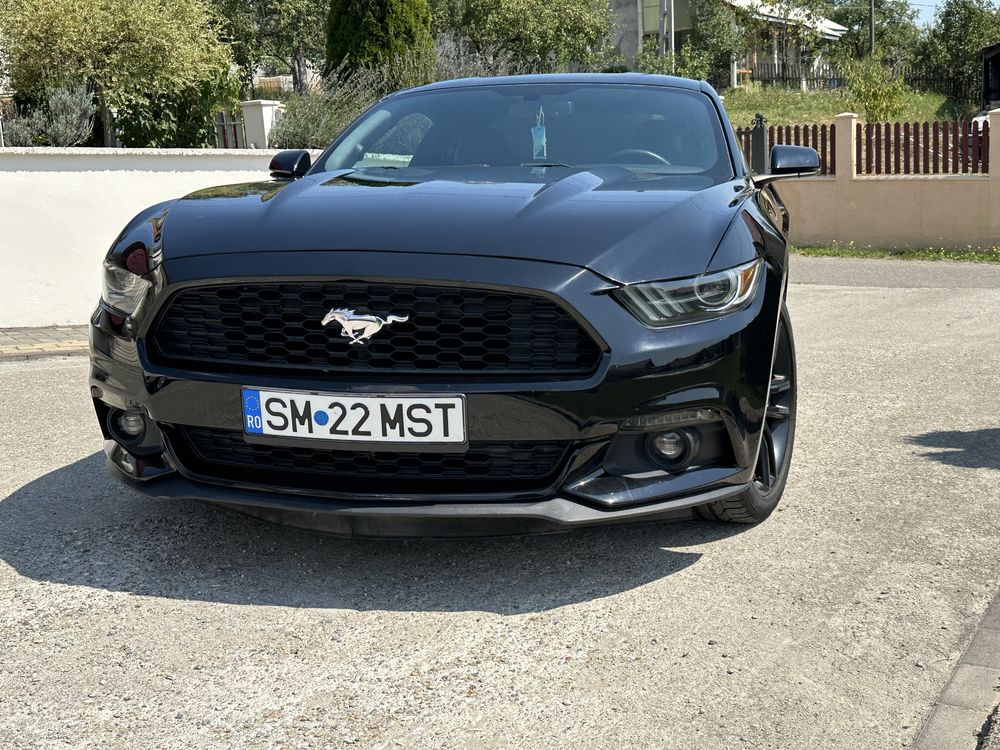 Ford Mustang 2,3 L cu doar 71000km