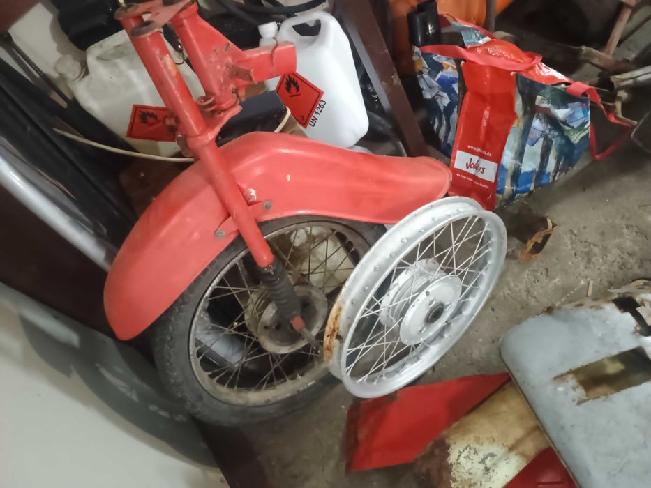 Части Ява 20 мотопед