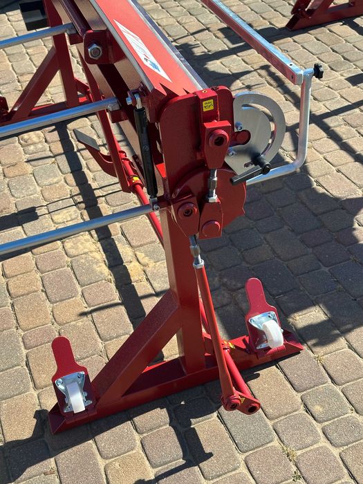 Abkant Mașină de îndoit tablă 2m RED, îndoire din trei părți, ignifugă