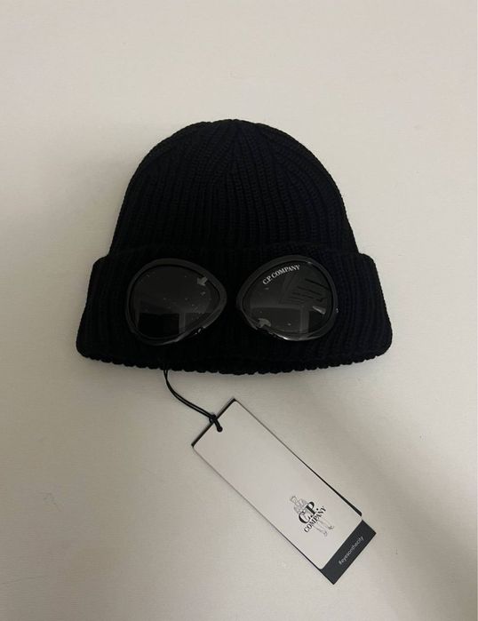 Шапка CP Company