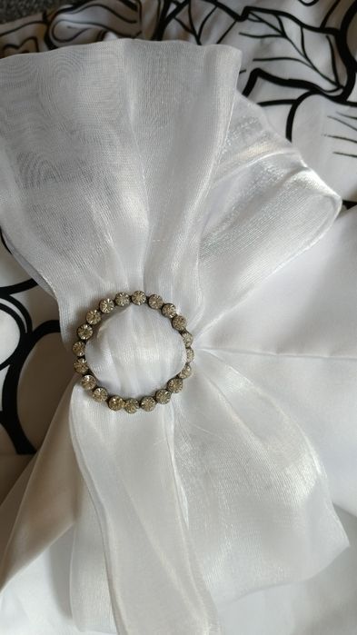 Платье шикарное на девочку