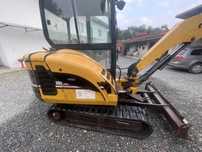 Vand miniexcavator Caterpilar 2006