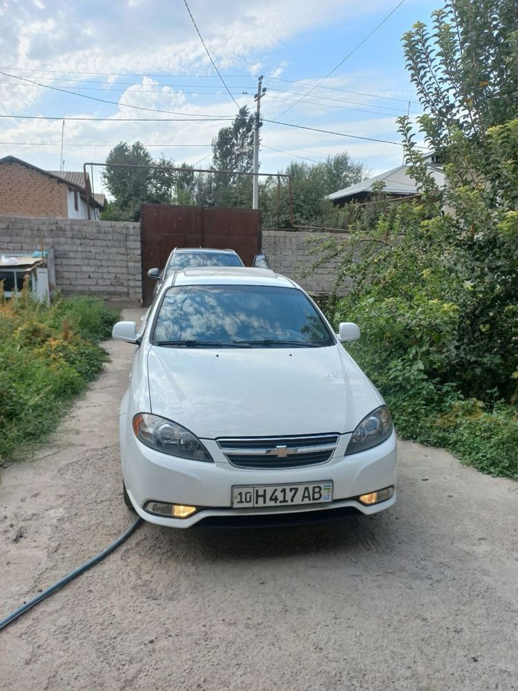 Chevrolet Jentra