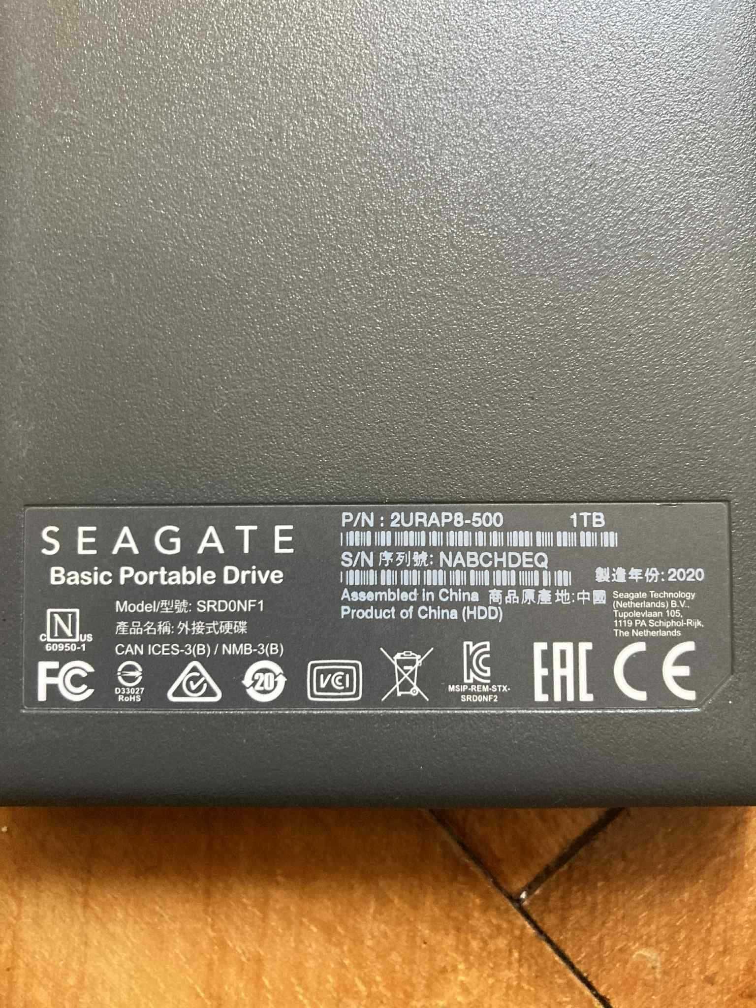 Хард диск Seagate 1 TB външен USB