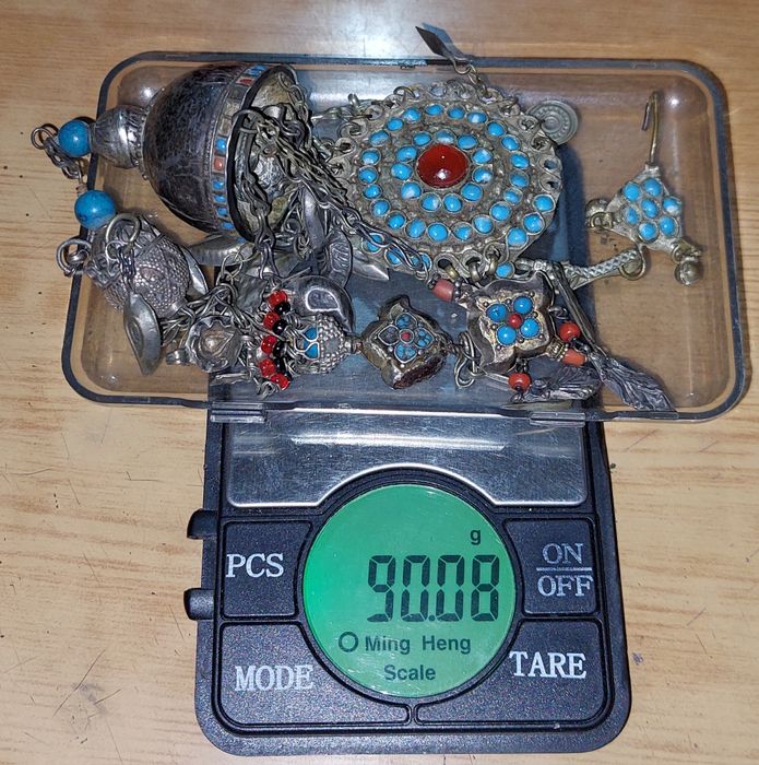 Разные ювелирные изделия. Цена за все Изделия.