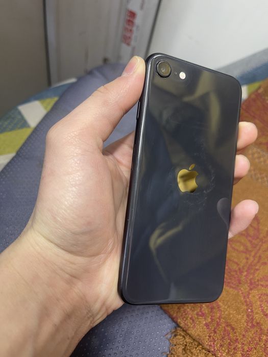 Iphone se 128gb идеал