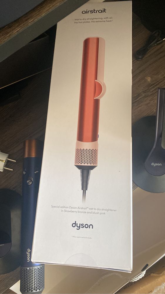 Dyson утюжки HT01