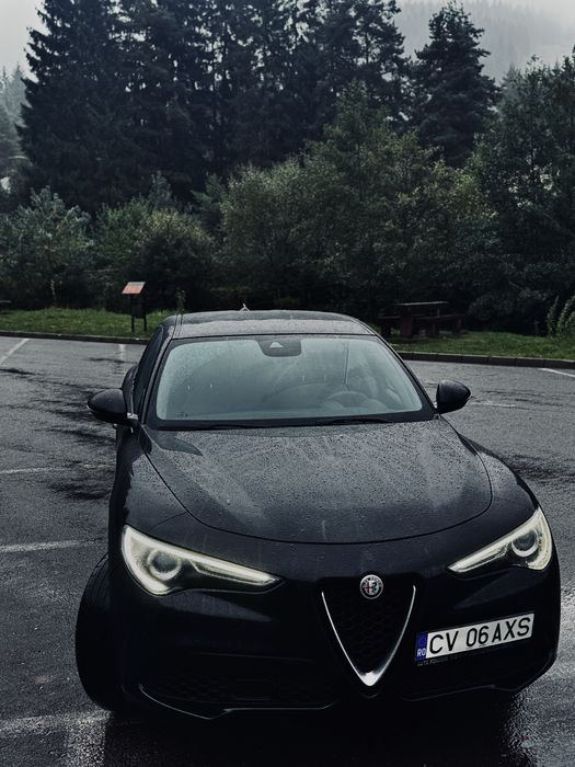 Alfa Romeo Stelvio 2.0 Turbo 280 CP Q4 BZN| Revizie 09/2025| ITP 2026