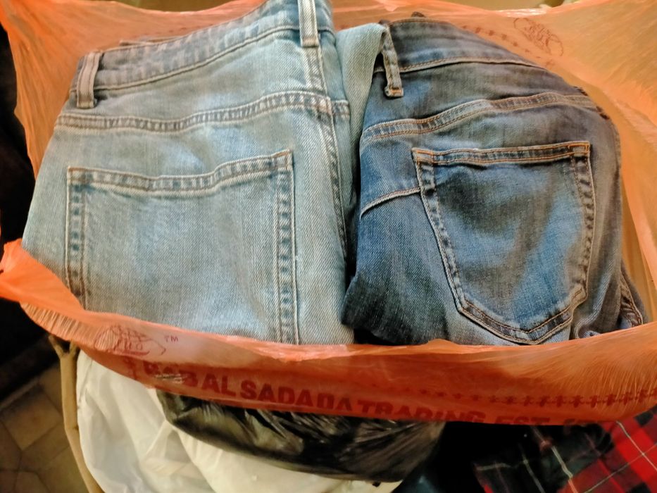 Продам джинсы женские и на худых