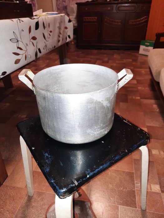 Продам каструлю алюминиевую советскую