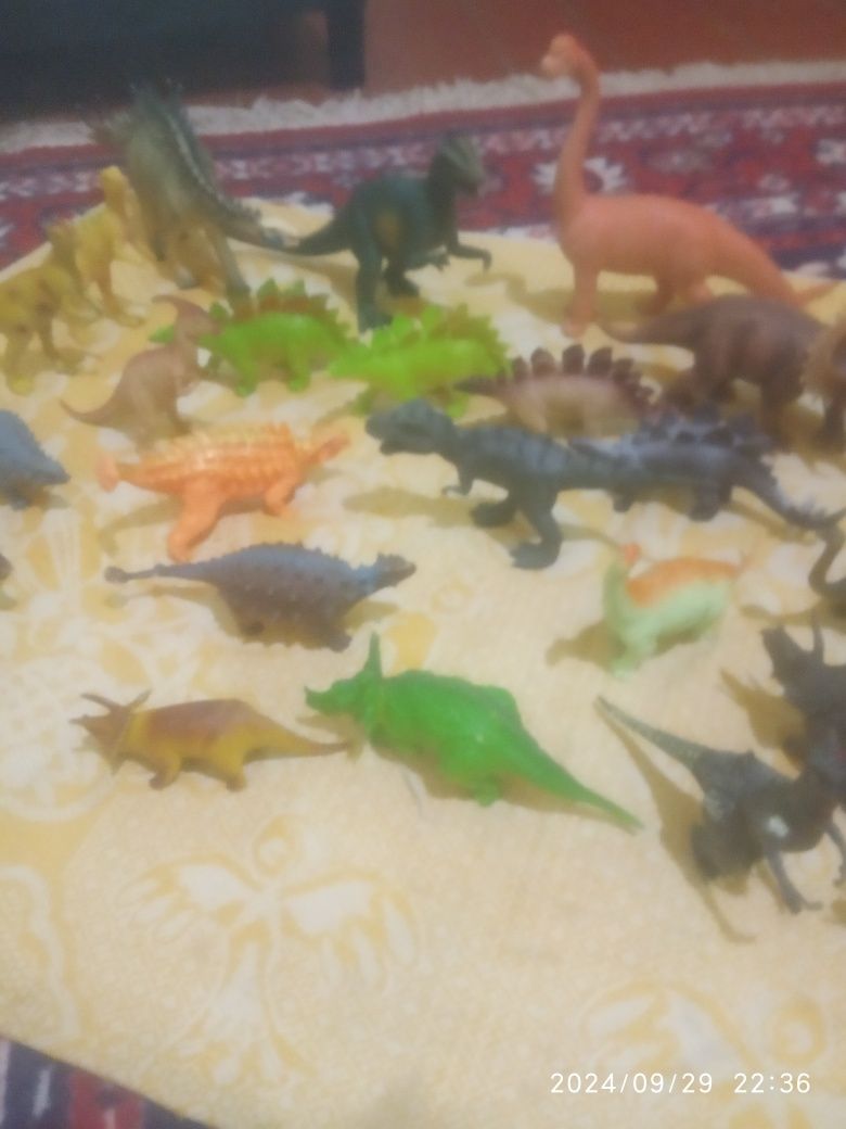 Dinozavrlar sotiladi xarxl xayvonchar