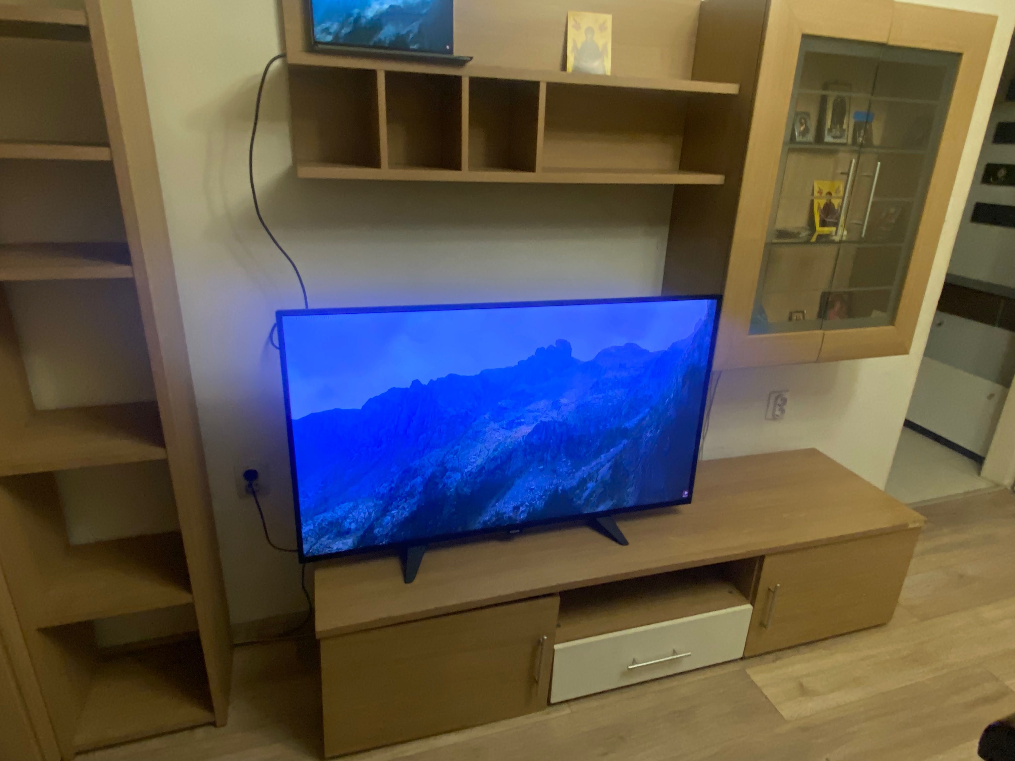 Philips ‘49 Full HD TV