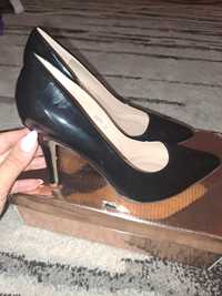 Pantofi stiletto negru