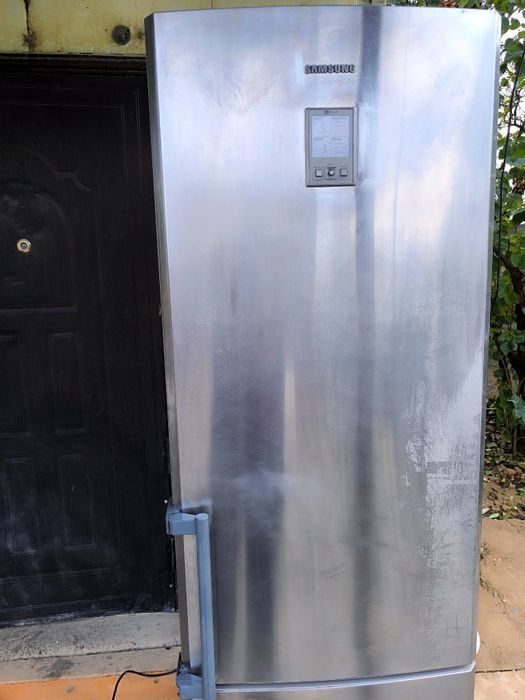 Продается холодильник