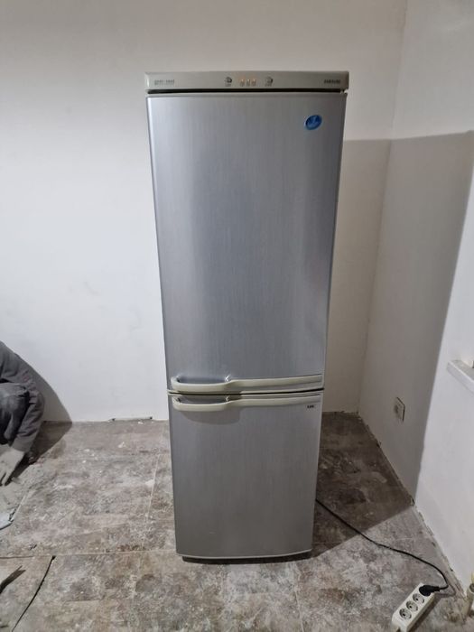 Холодильник  б/у