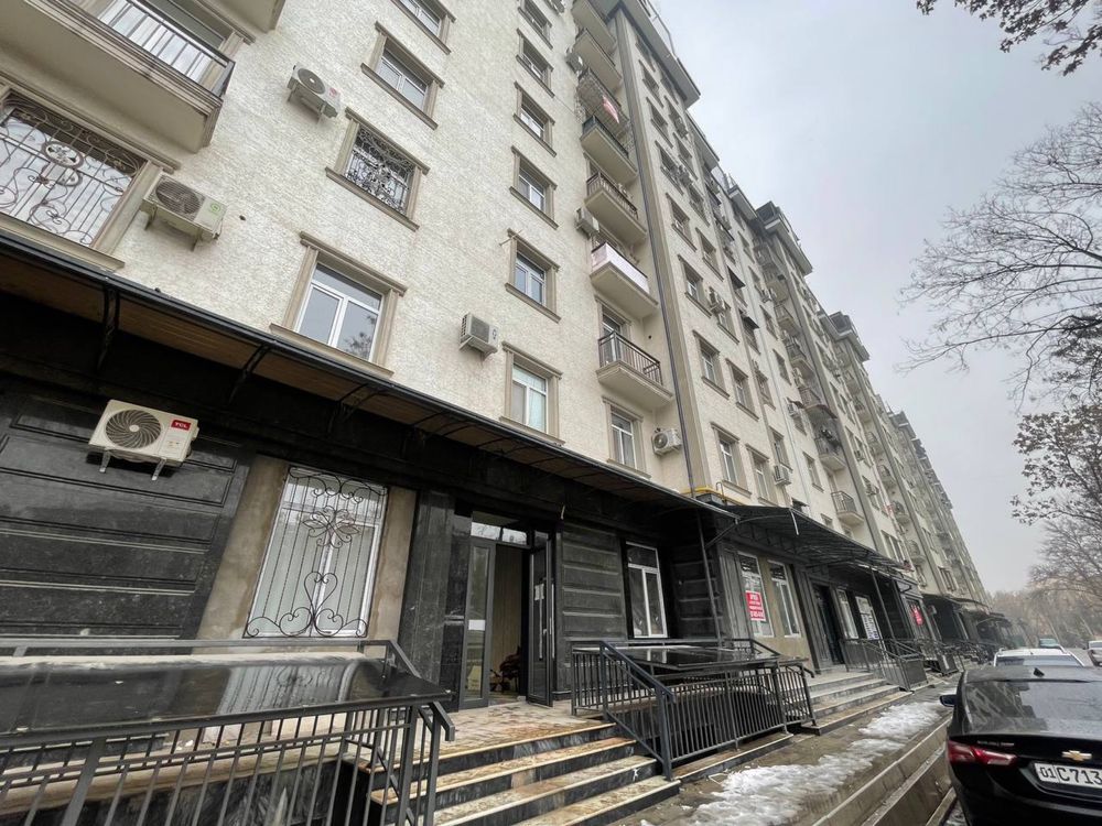 Метро Хамза (Новза) Продаётся Нежилое помещение