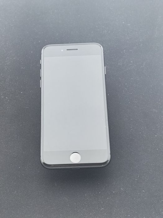 Apple iPhone 8 64gb ID-mzl407