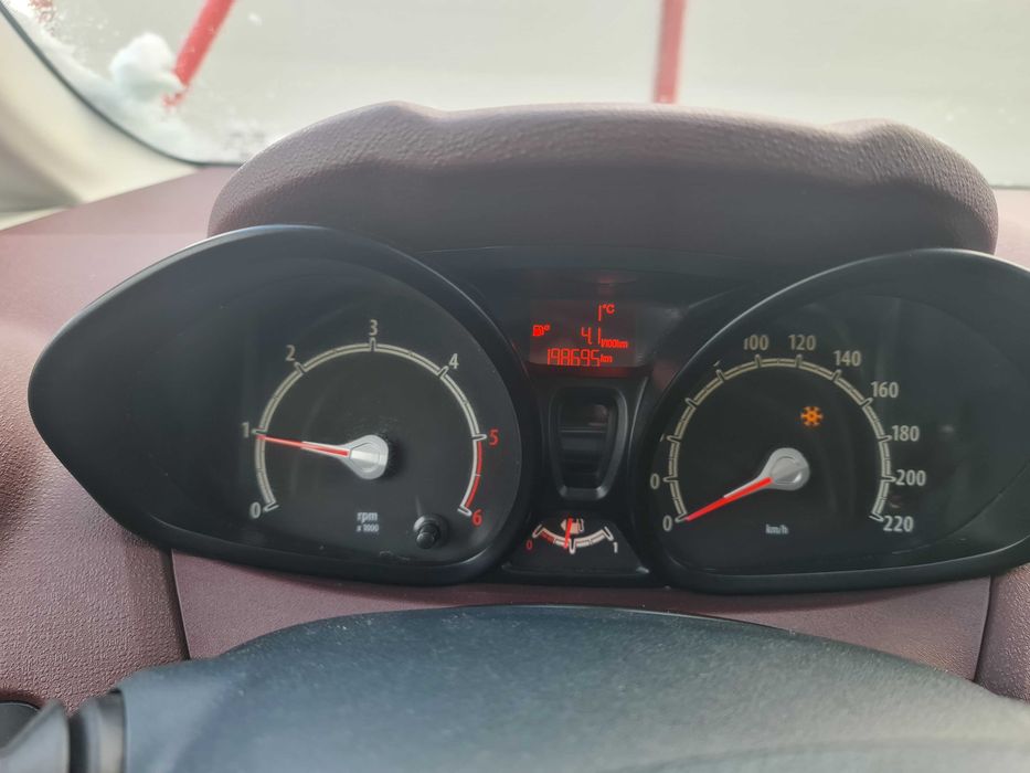 Se vinde Ford Fiesta 2009