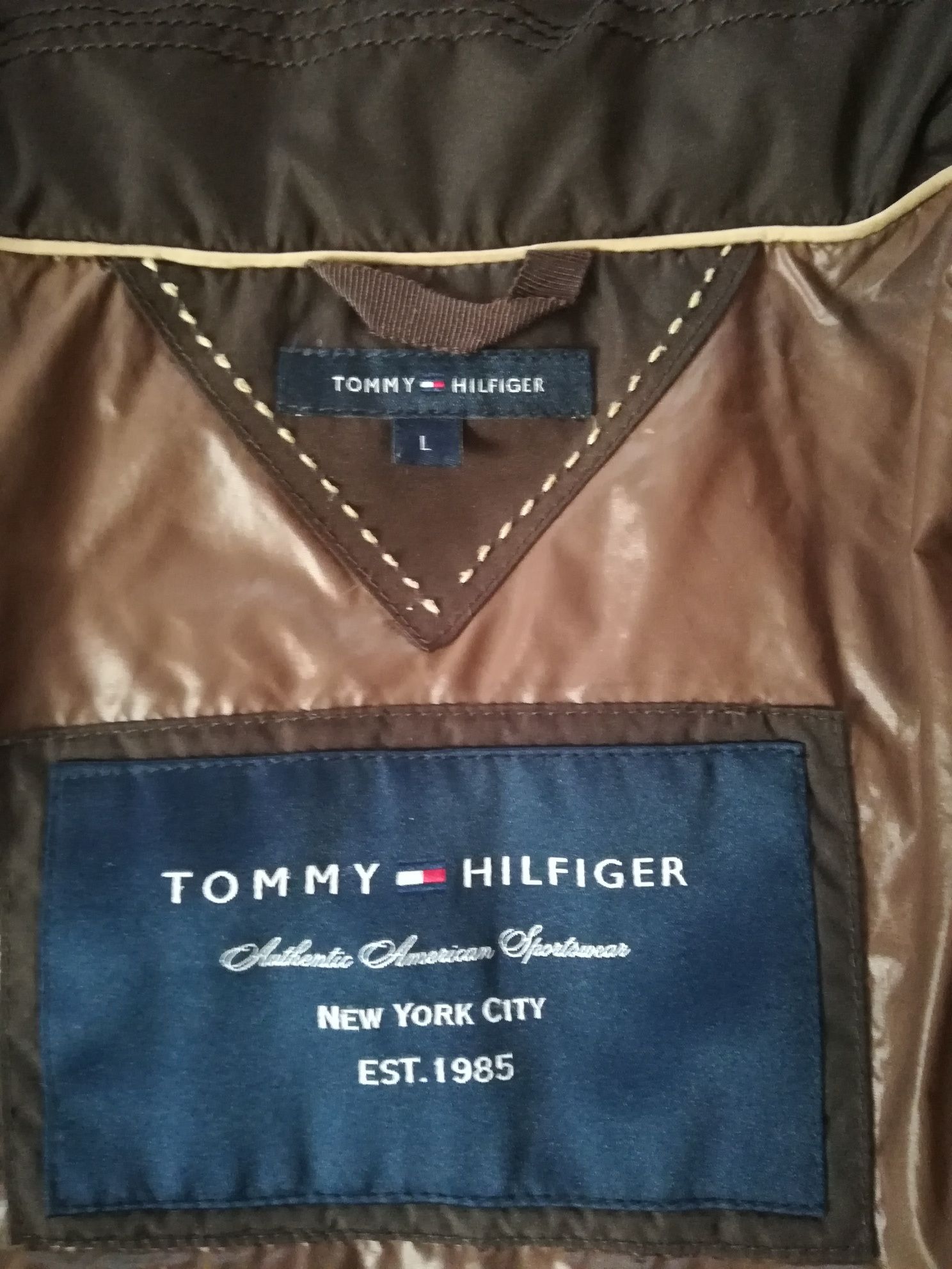 Geaca dama Tommy Hilfiger mărime L sau 40 42