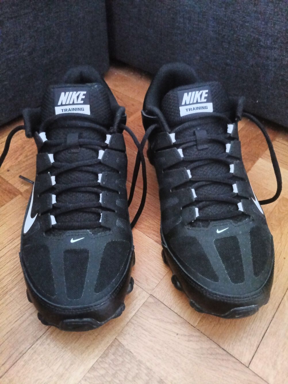 Продавам Nike маратонки reax 8 tr mesh