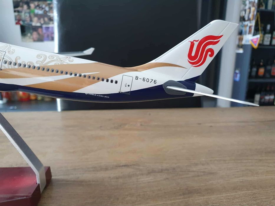 Macheta uriașă de avion Air China cu roti | Perfect pt cadou