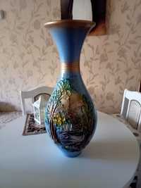 Продается ваза напольная