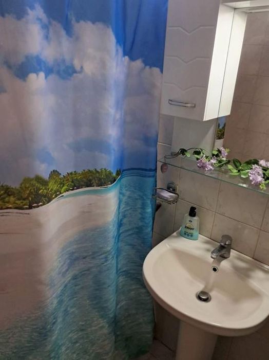 Двустаен апартамент в ж.к. Люлин 8.