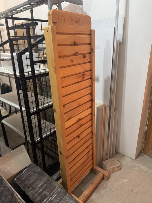 Продаем шкафа для дома и магазина