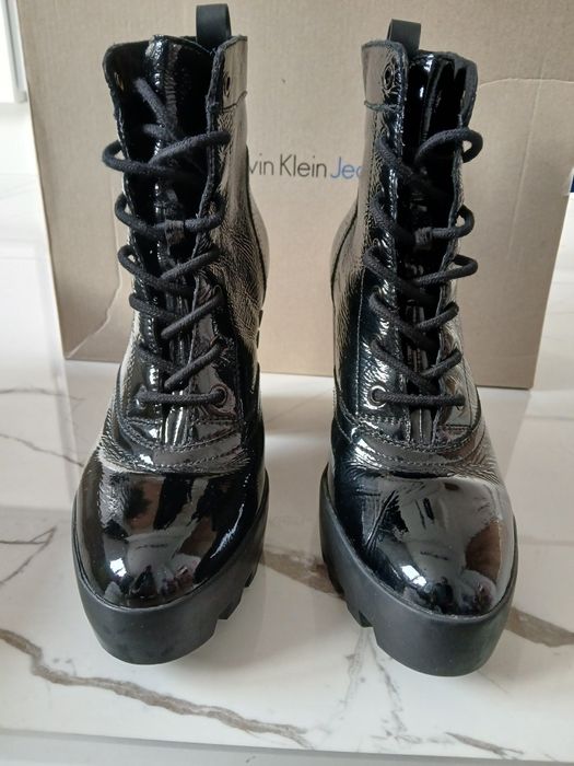 Боти Calvin Klein