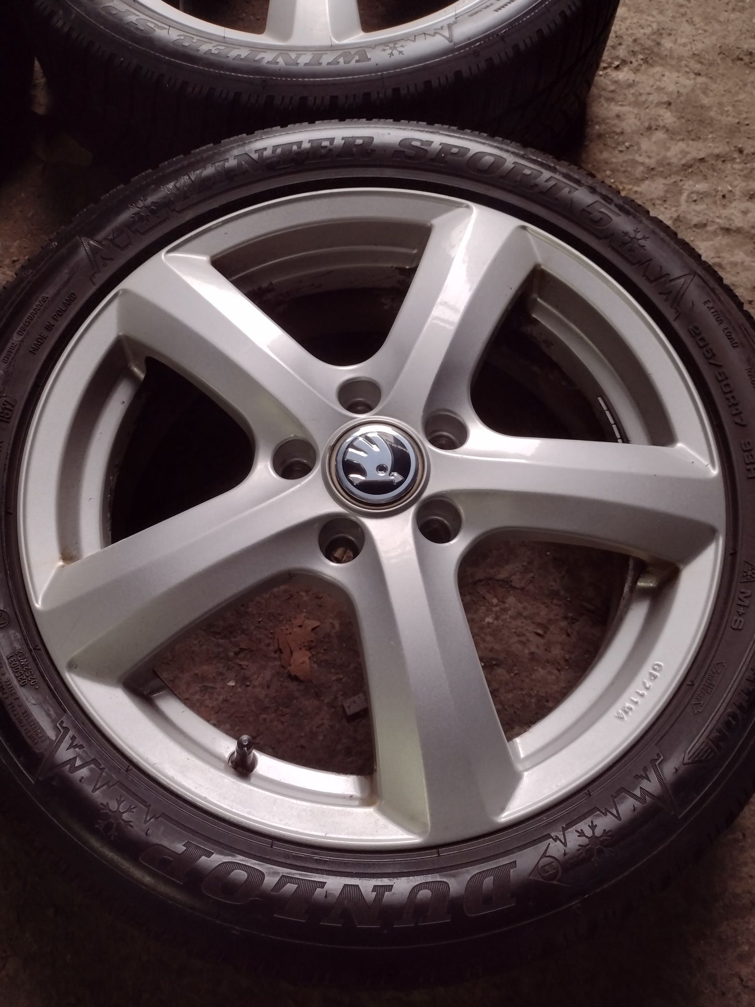 Перфектни Gamaparts 17-5x112 6j et45 Шкода Октавия
