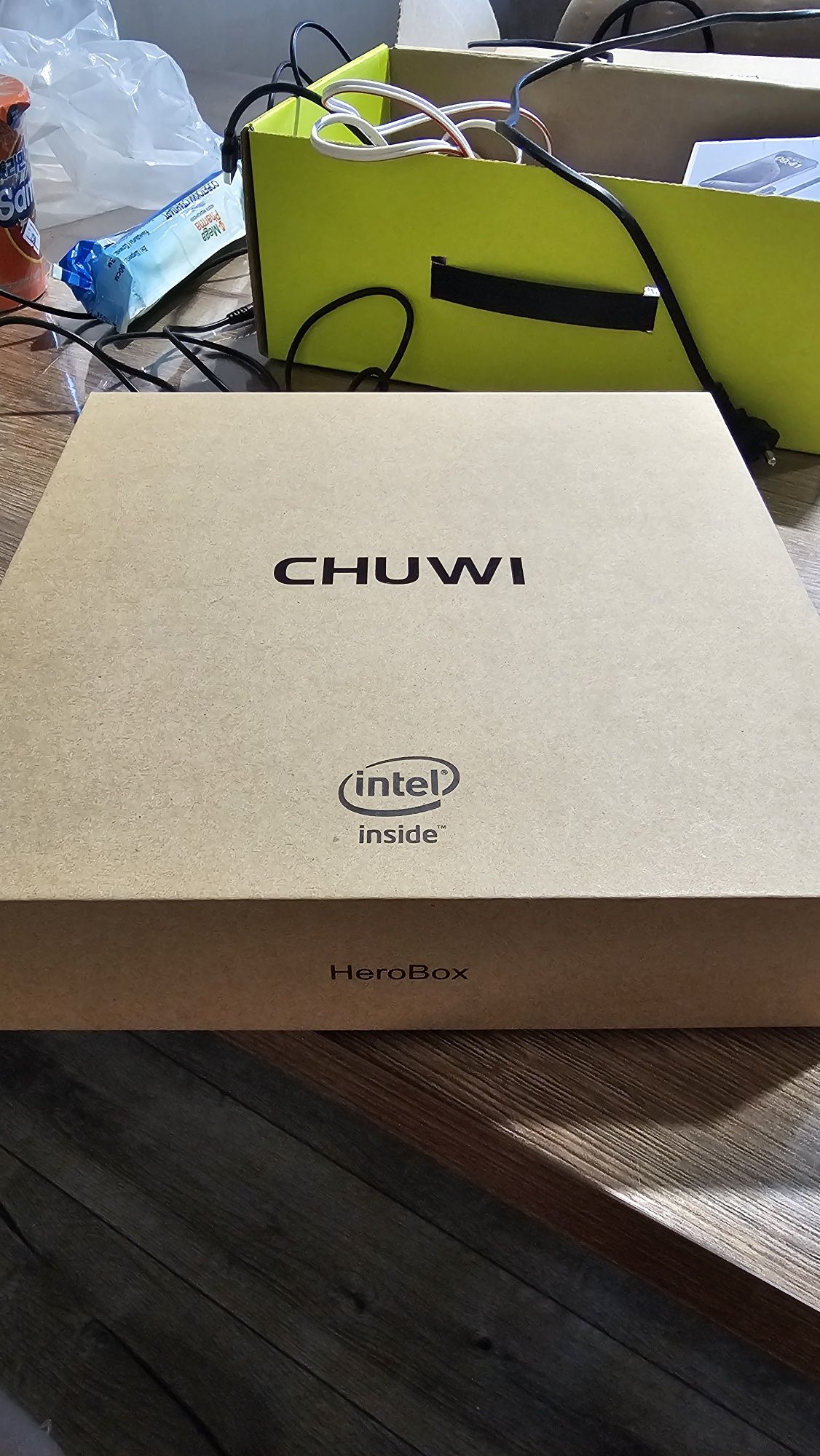 Мини пк chuwi herobox