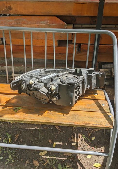 Far stanga Bmw f30 f31