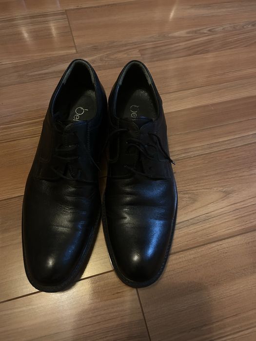 Vand pantofi barbatesti eleganti din piele
