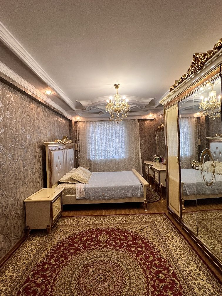 Нукус кинотеатр 5 хона 160 m2. 5/9/9
