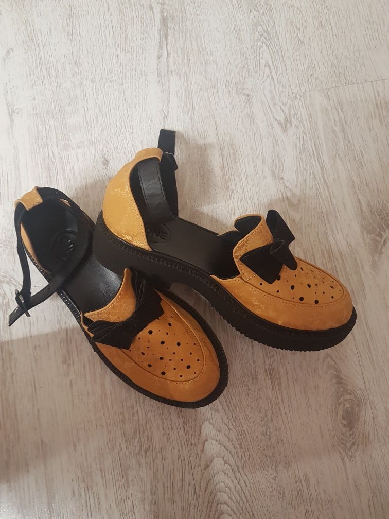 botine piele întoarsă