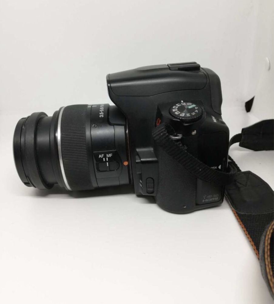 Зеркальный фотоаппарат SONY A230